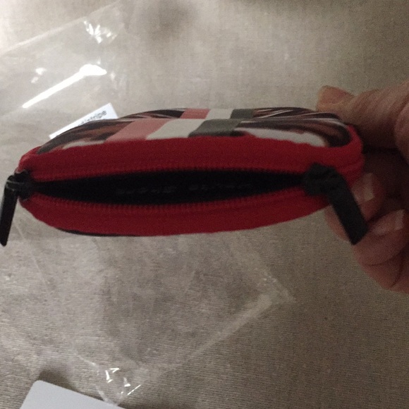 Haute Shore glasses/IPHONE case - Picture 5 of 5